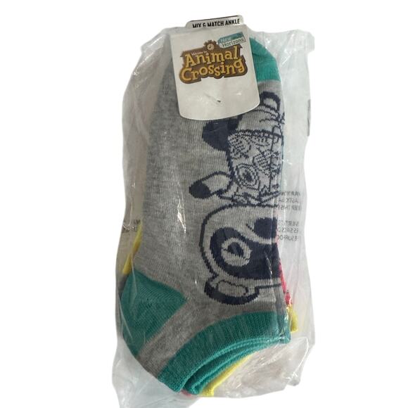 BIOWORLD Animal Crossing 5 Pair Ankle Socks NWT Women's Shoe Size 5 - 10 - Picture 1 of 4